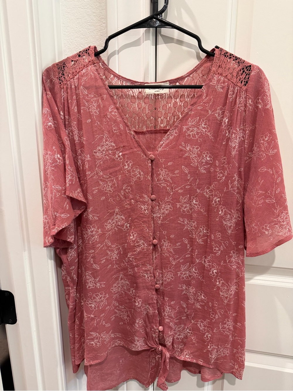 Siren Lily Dusty Rose Floral Crochet-Yoke Button Front Blouse
